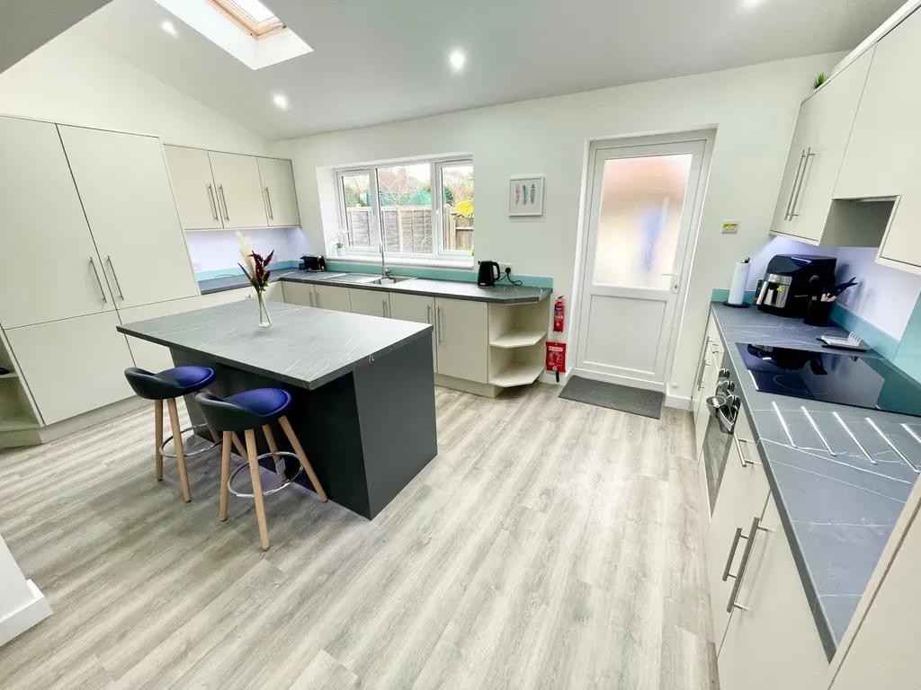 1 bed flat to rent Spelthorne TW15